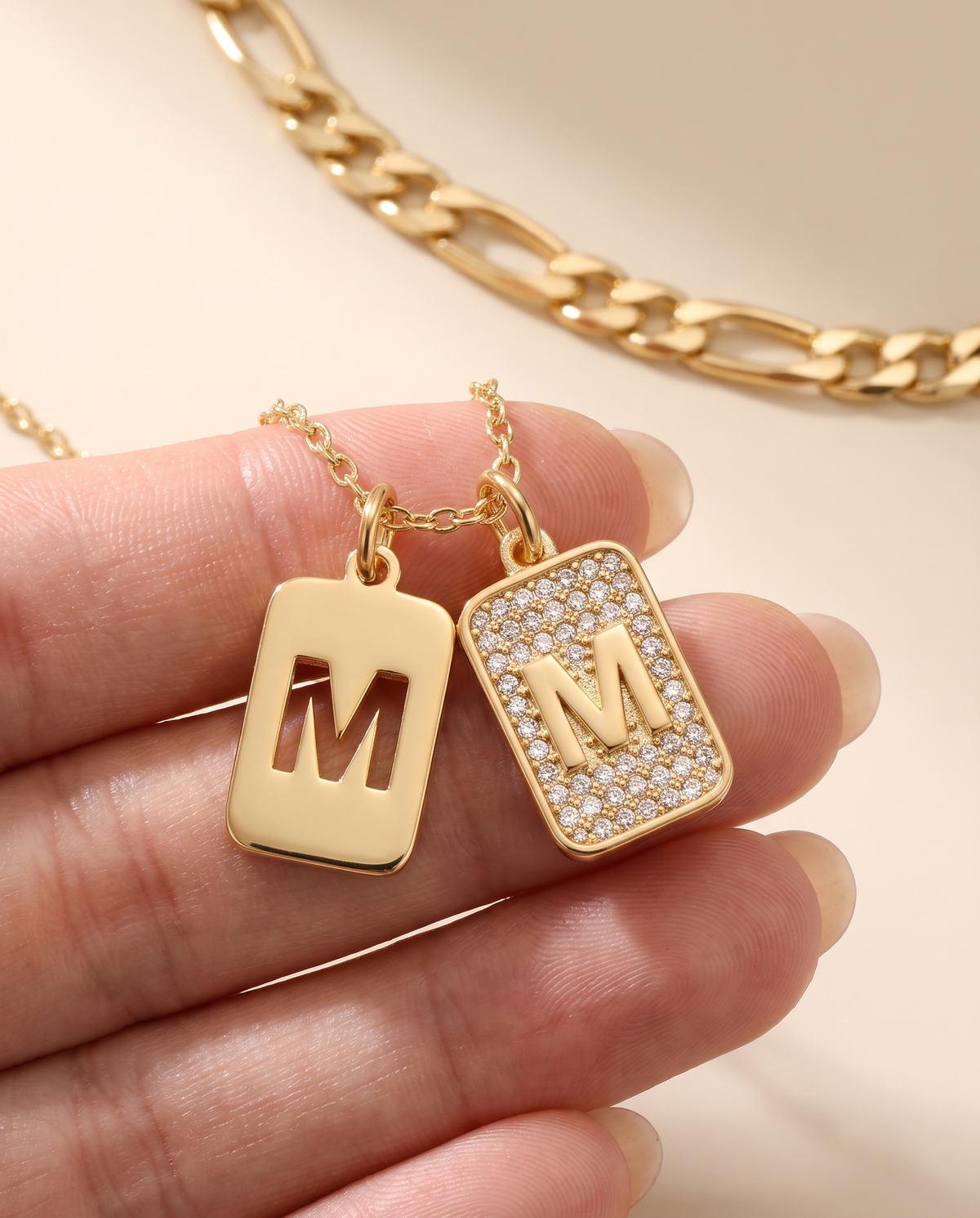 Collar de Inicial Doble Plaquita