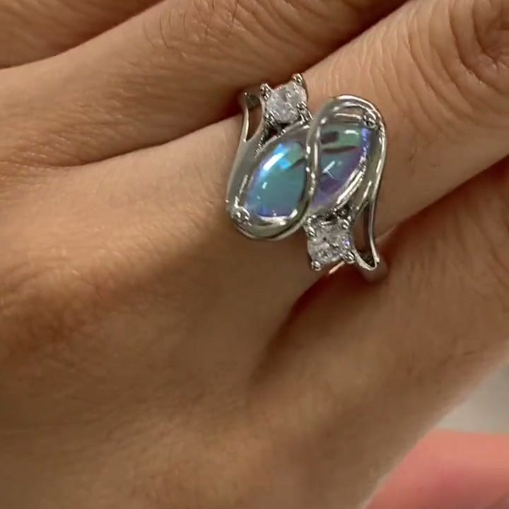 Anillo Luna Nueva, piedra lunar con destellos azules